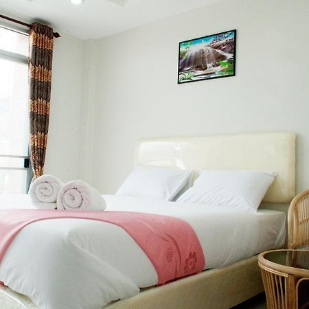 Motel Sabai Sabai House Pattaya Pokój zdjęcie
